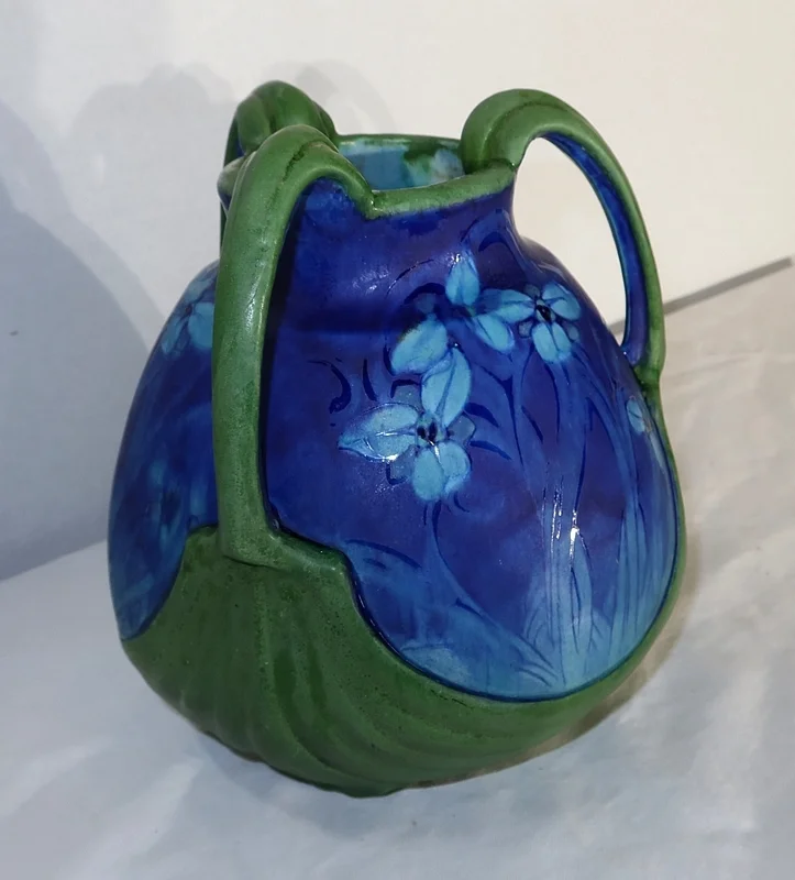 Vase à décor floral signé E. Lachenal – Fin XIXe