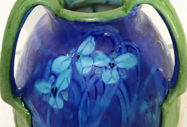 VASE signed  E. LACHENAL