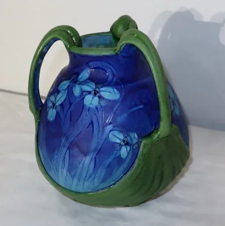 VASE signed  E. LACHENAL