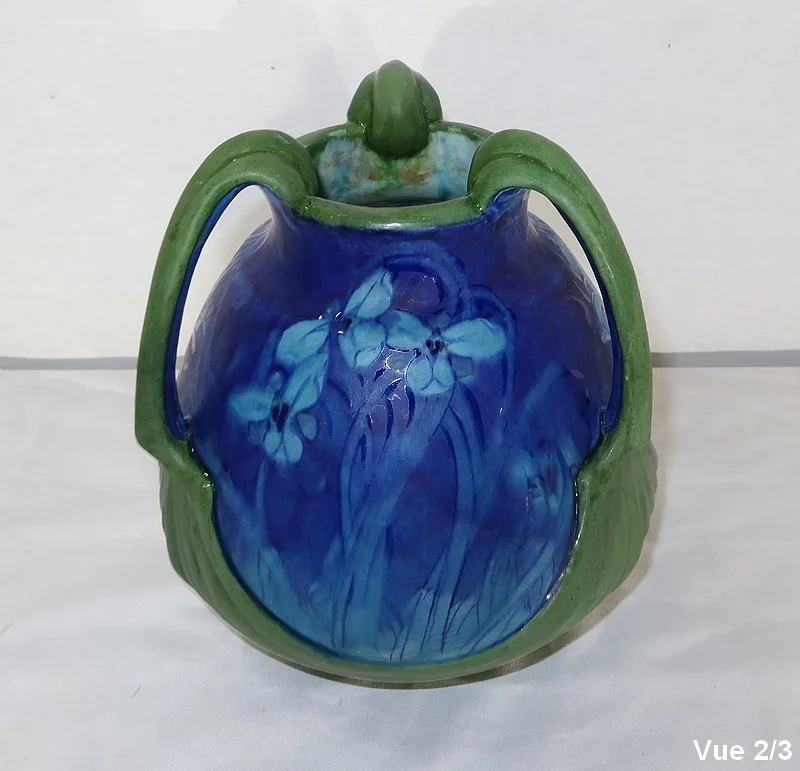 Vase à décor floral signé E. Lachenal – Fin XIXe