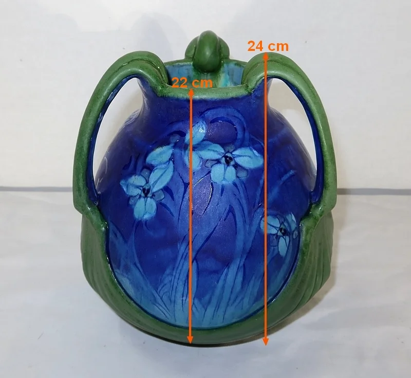 Vase à décor floral signé E. Lachenal – Fin XIXe