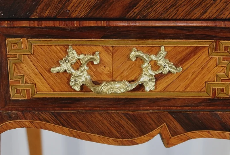 LOUIS XV PERIOD SLOPE TOP DESK