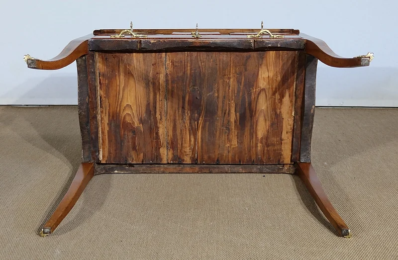 LOUIS XV PERIOD SLOPE TOP DESK