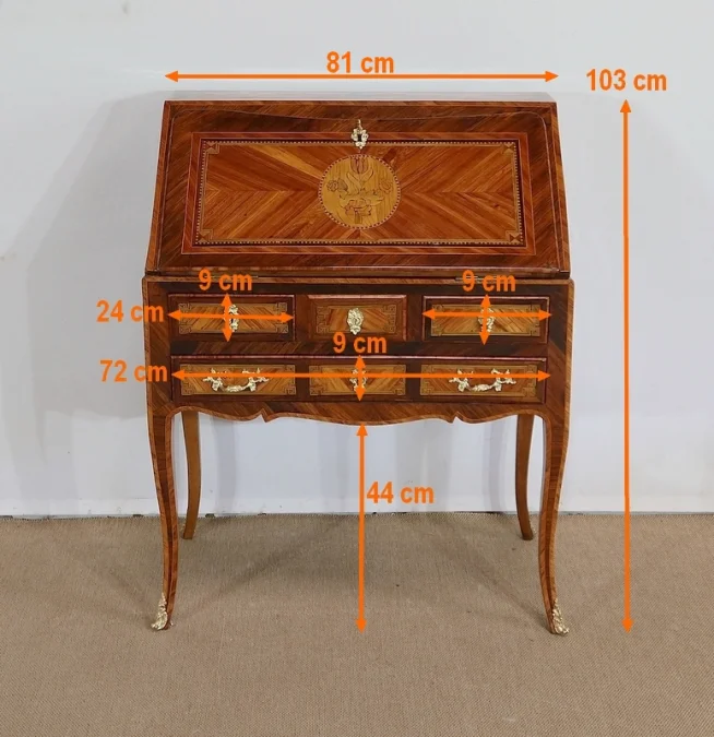 LOUIS XV PERIOD SLOPE TOP DESK