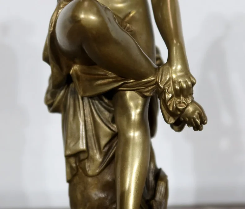 STATUETTA IN BRONZO di A. CARRIER BELLEUSE