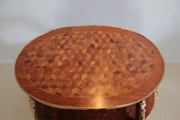 Table à Thé en Marqueteries - 1900