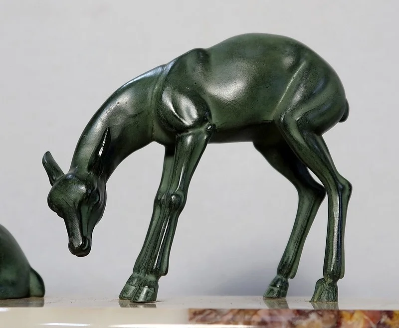 GRUPO DE PERIODO ART DECO EN SPELTER