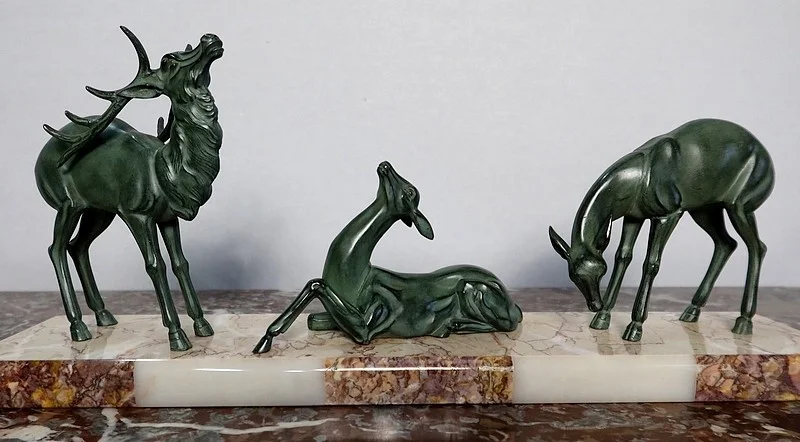 GRUPO DE PERIODO ART DECO EN SPELTER