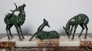ART-DECO-ZEITGRUPPE IN SPELTER