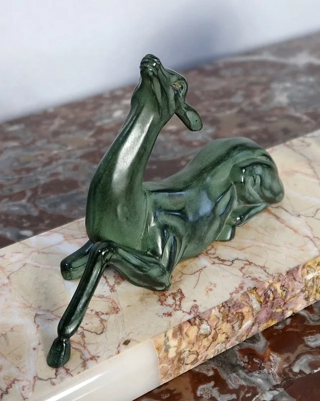 GRUPO DE PERIODO ART DECO EN SPELTER
