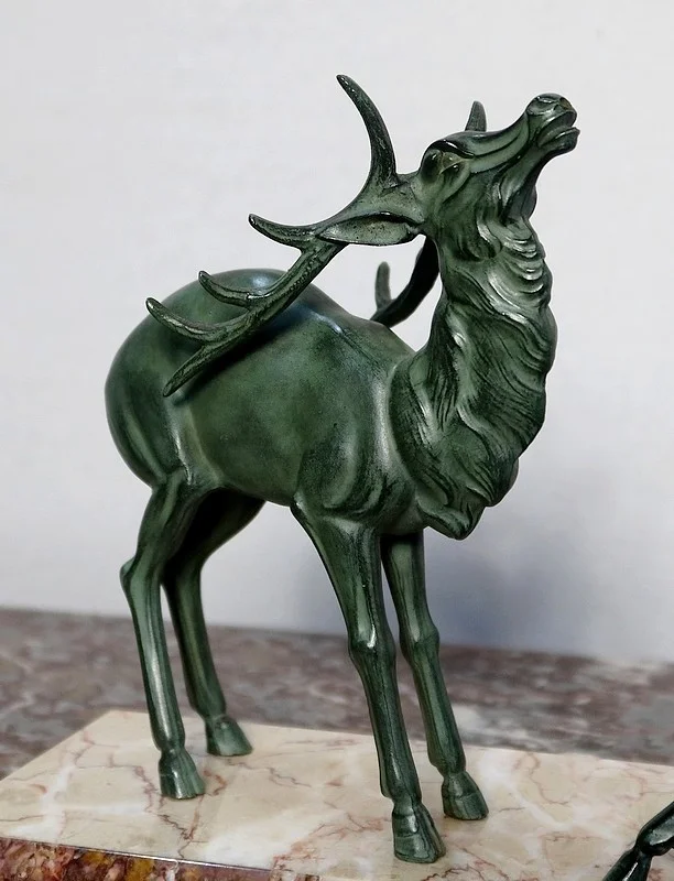 GRUPO DE PERIODO ART DECO EN SPELTER