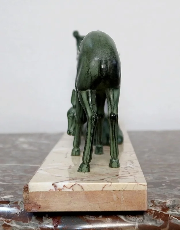 GRUPO DE PERIODO ART DECO EN SPELTER