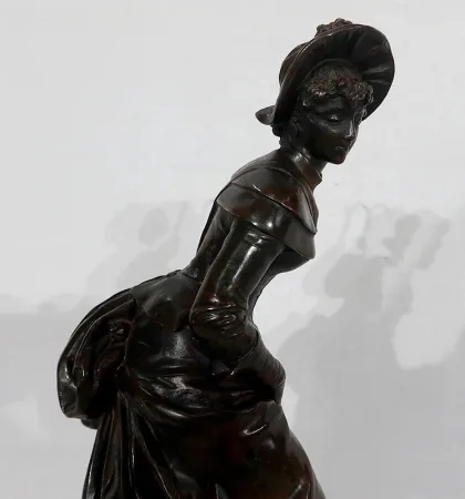 A. GAUDEZ 的青铜雕像