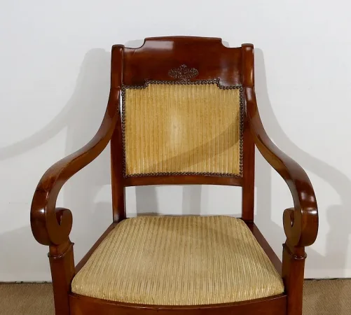 Paire de Fauteuils à Crosse en Noyer, époque Restauration – 1ère partie du XIXe