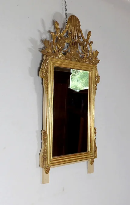 SPIEGEL IM LOUIS XVI-STIL