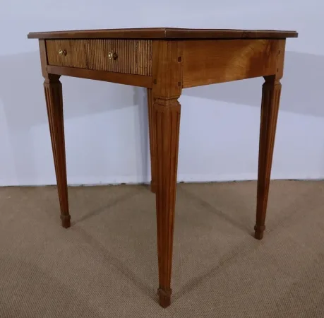 Petite Table en Merisier massif, style Louis XVI – 1ère partie XIXe