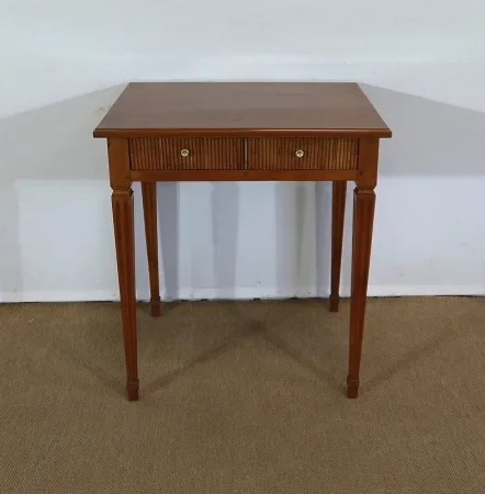 Petite Table en Merisier massif, style Louis XVI – 1ère partie XIXe