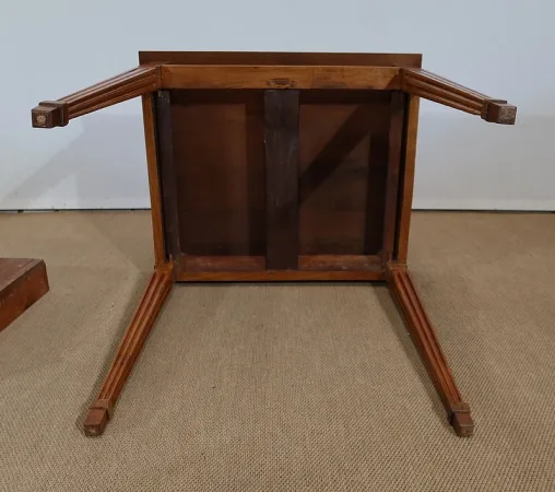 Petite Table en Merisier massif, style Louis XVI – 1ère partie XIXe
