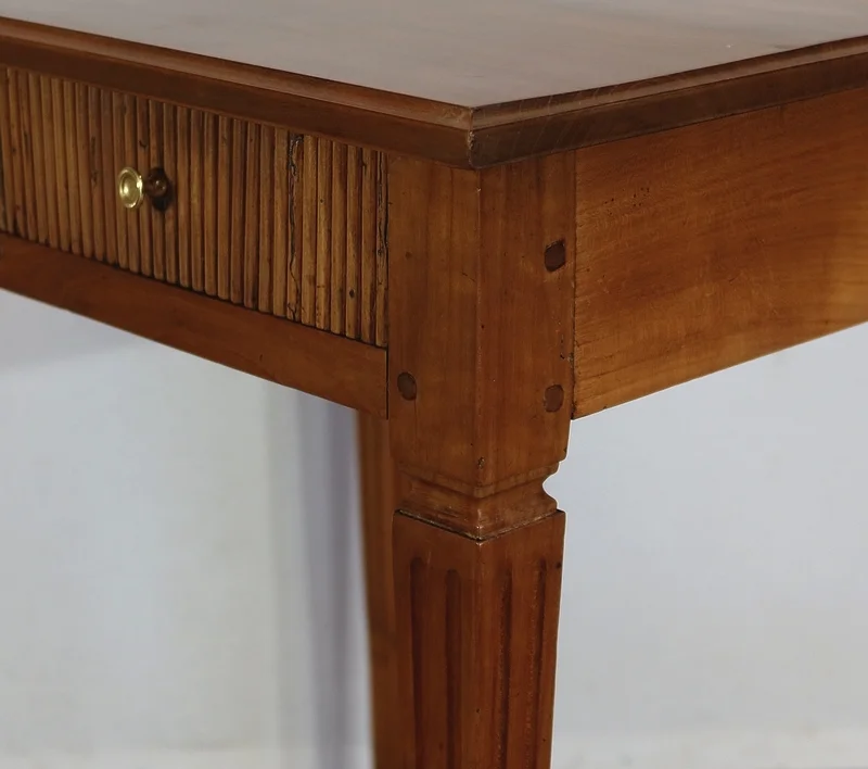 LOUIS XVI STYLE TABLE