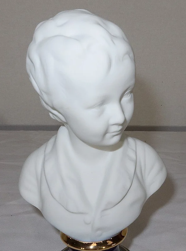 Petit Buste d’Alexandre Brongniart en Biscuit de Limoges, d’après J.A. Houdon – Milieu XXe