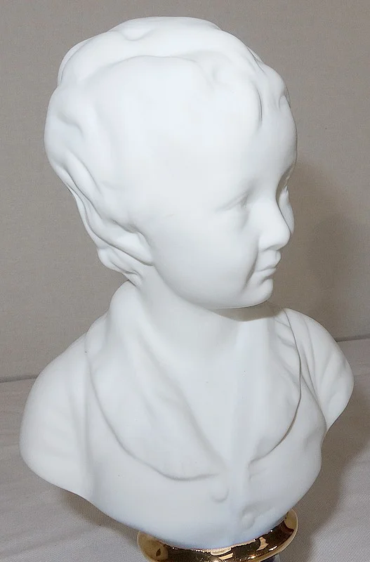 Petit Buste d’Alexandre Brongniart en Biscuit de Limoges, d’après J.A. Houdon – Milieu XXe