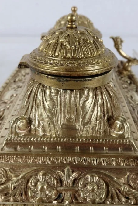 TINTENFASS IM RENAISSANCE-STIL