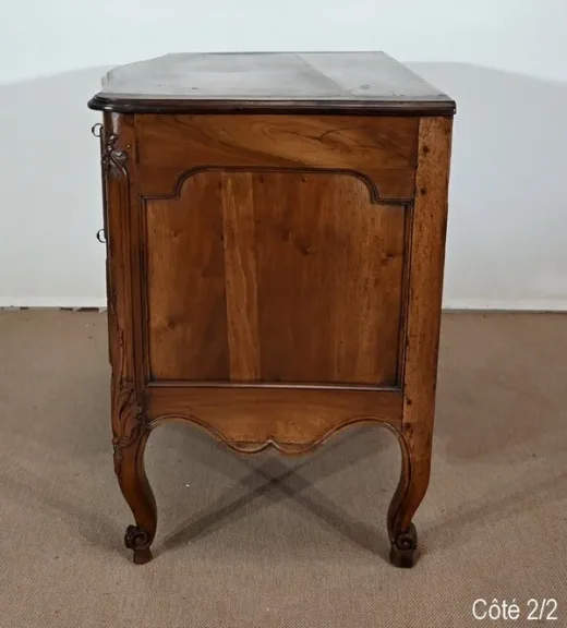 Commode Sauteuse Nîmoise en Noyer, Époque Louis XV – XVIIIe