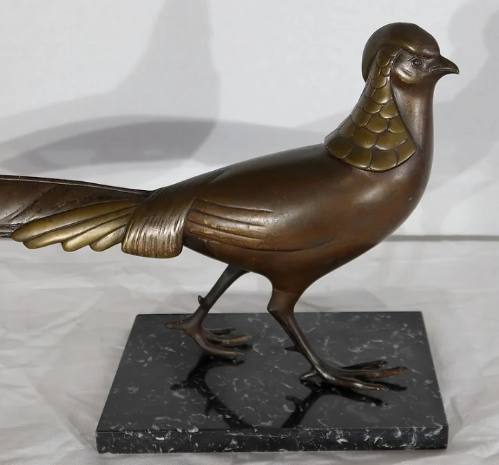 ART-DECO-SKULPTUR signiert LORINO