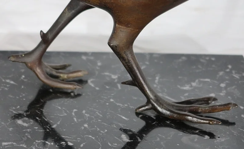 ART DECO SCULPTUUR gesigneerd LORINO
