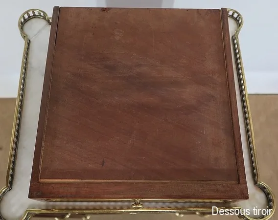 Petit Meuble de Milieu en Acajou massif et Marbre, style Louis XVI – 1900