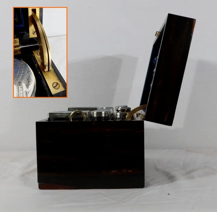VICTORIAN VANITY BOX