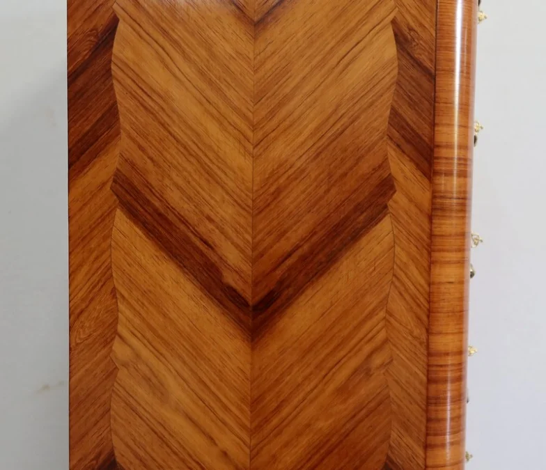LOUIS XV STYLE CHEST OF DRAWERS