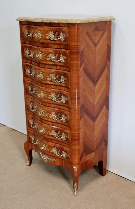 LOUIS XV STYLE CHEST OF DRAWERS