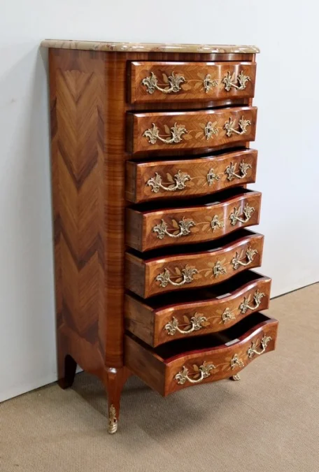 LOUIS XV STYLE CHEST OF DRAWERS