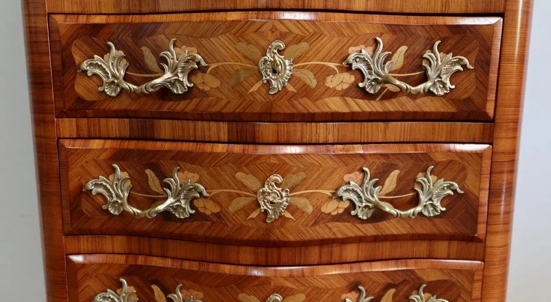 LOUIS XV STYLE CHEST OF DRAWERS