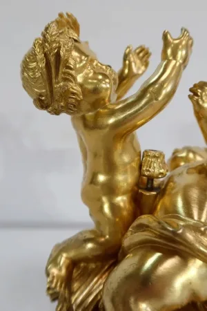 VERGOLDETE BRONZE-GRUPPE