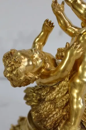 VERGOLDETE BRONZE-GRUPPE