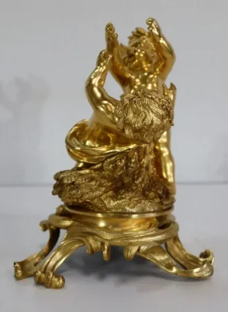 VERGOLDETE BRONZE-GRUPPE