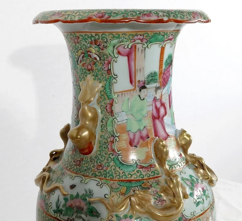 カントン磁器の花瓶