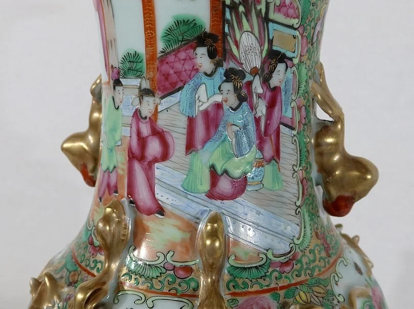 カントン磁器の花瓶