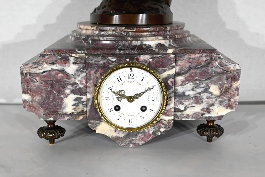 MANTLE GARNITURE
