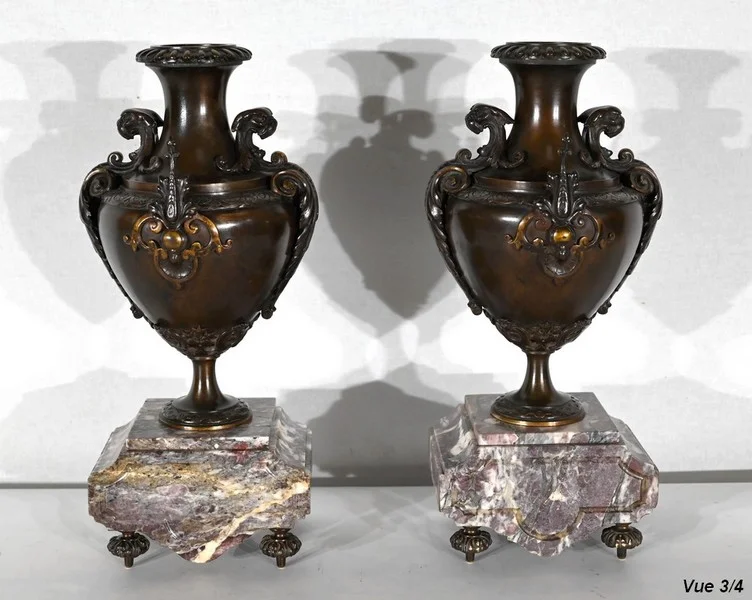 MANTLE GARNITURE