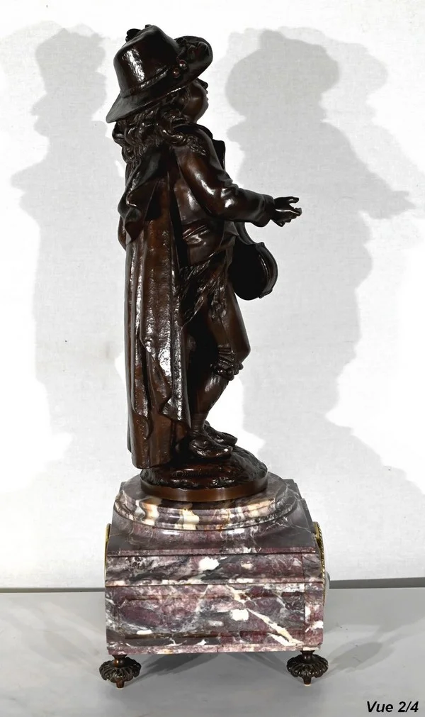 MANTLE GARNITURE