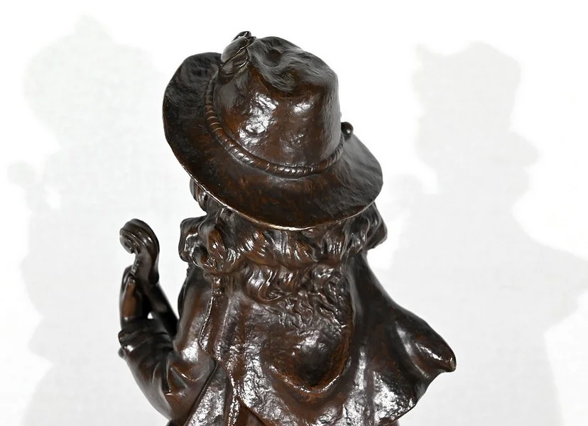 MANTLE GARNITURE