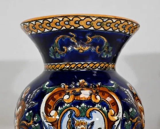 Plateau et Vases en Faïence de Gien, style Renaissance – Début XXe