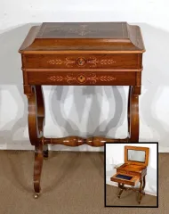 Petite Coiffeuse Ecritoire en Palissandre de Rio, époque Charles X – Début XIXe