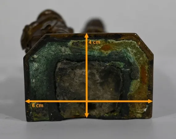 BRONZEFIGUR