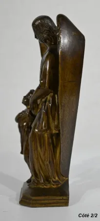 BRONZEFIGUR