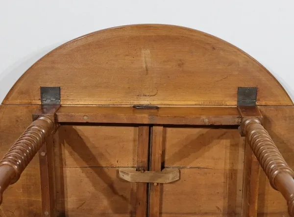 Petite Table d’appoint formant Console en Noyer massif – Fin XIXe
