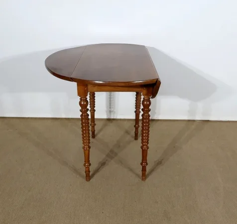 Petite Table d’appoint formant Console en Noyer massif – Fin XIXe
